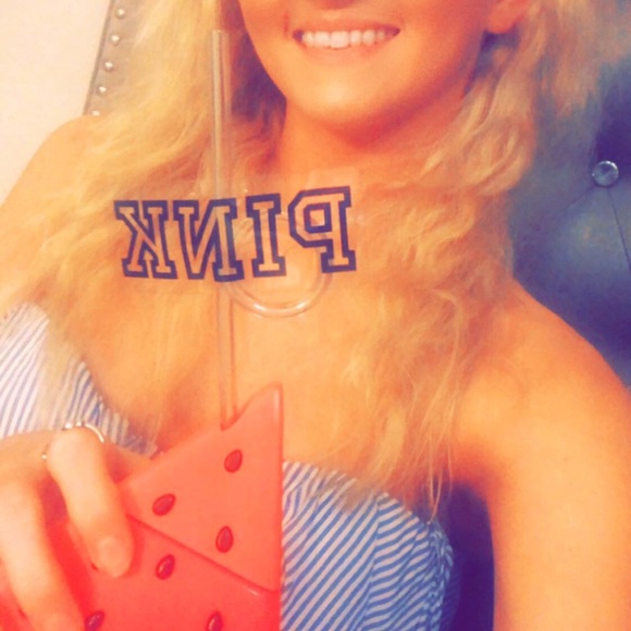 Meet your Posher, Marissa - Picture 7 of 15